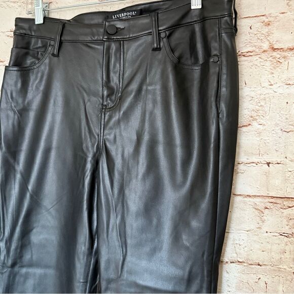 Liverpool Kennedy faux leather cropped pants - Picture 5 of 7